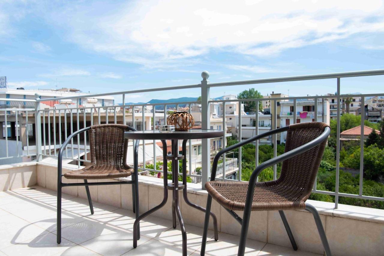 Laconian Collection "Nefeli" Boutique Apartment EEsparta Exterior foto