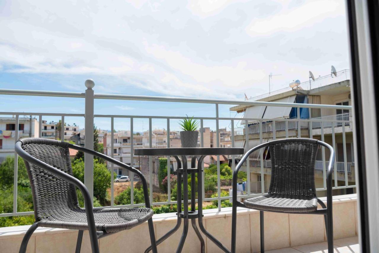 Laconian Collection "Nefeli" Boutique Apartment EEsparta Exterior foto